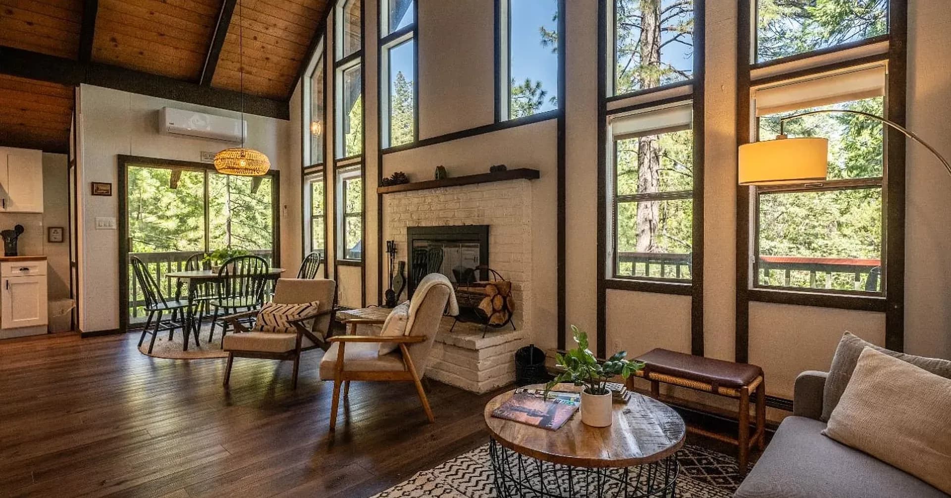 Cabin Rentals in Arnold